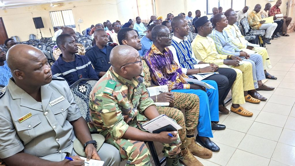 Participants à la session du Comité régional de gestion des épidémies.